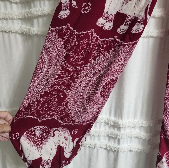 Like new, comfy, baggy, Rayon pants. Xs - Picture 8 of 8